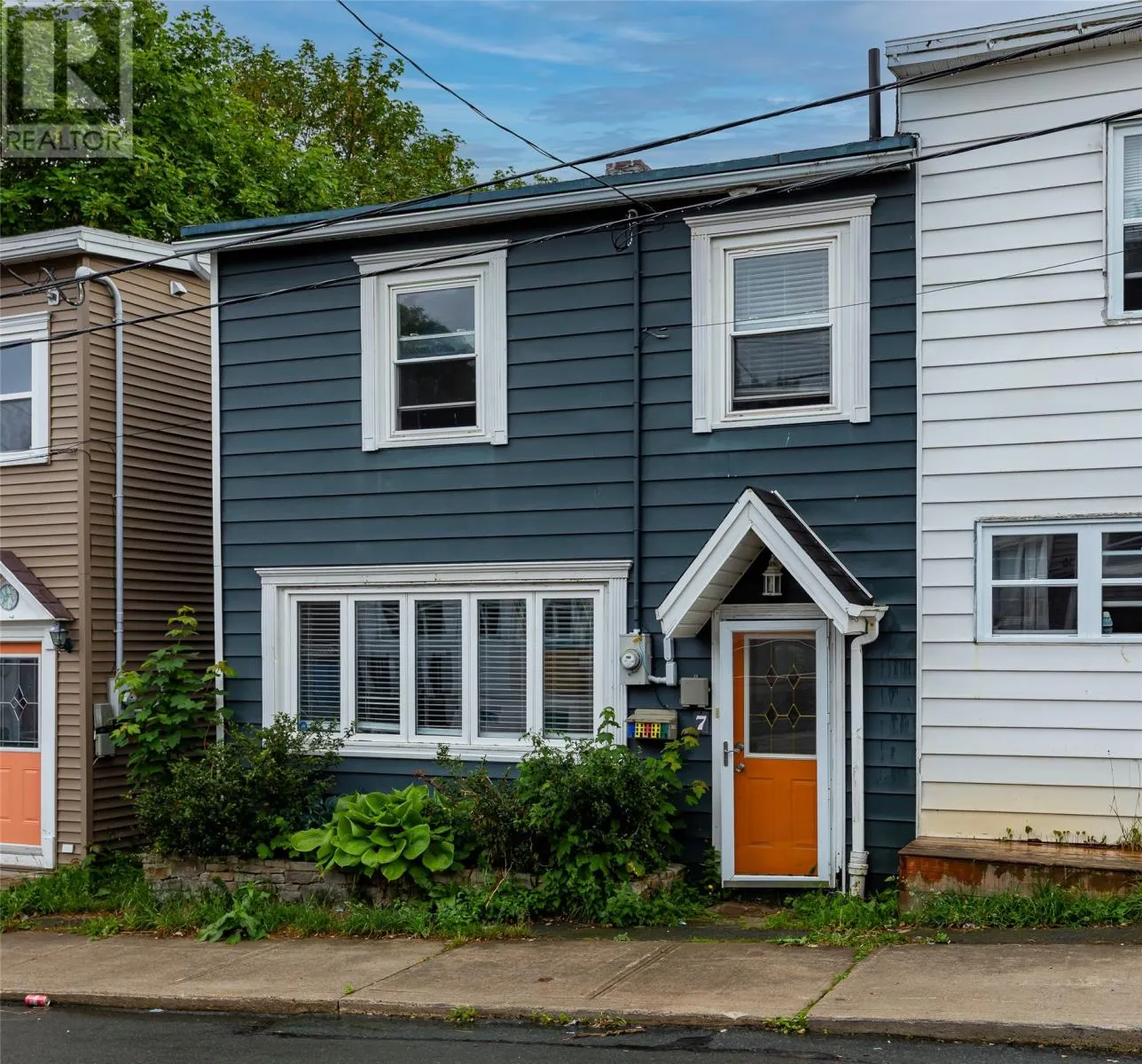 7 Franklyn Avenue