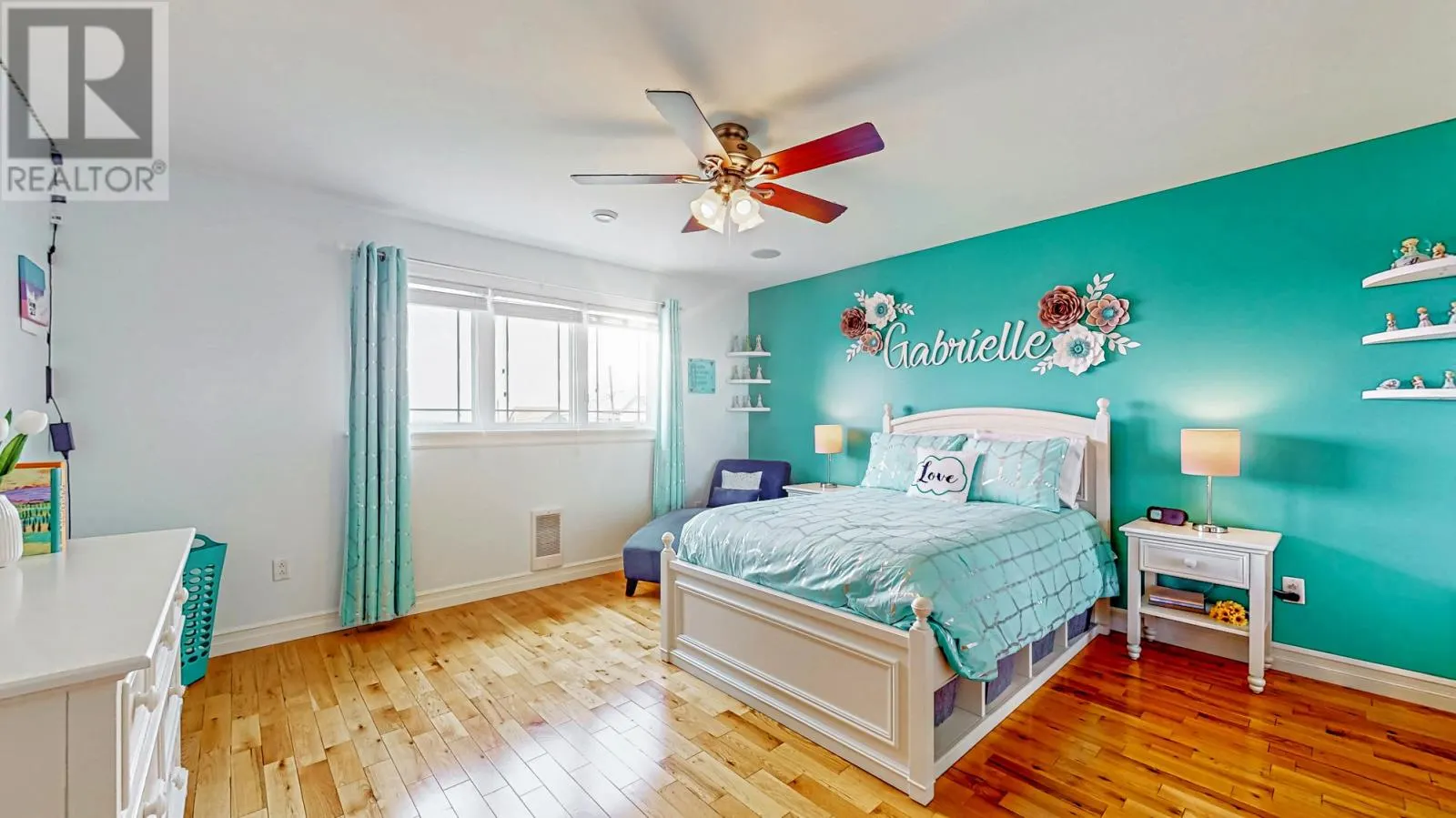 120 Ridgewood Drive