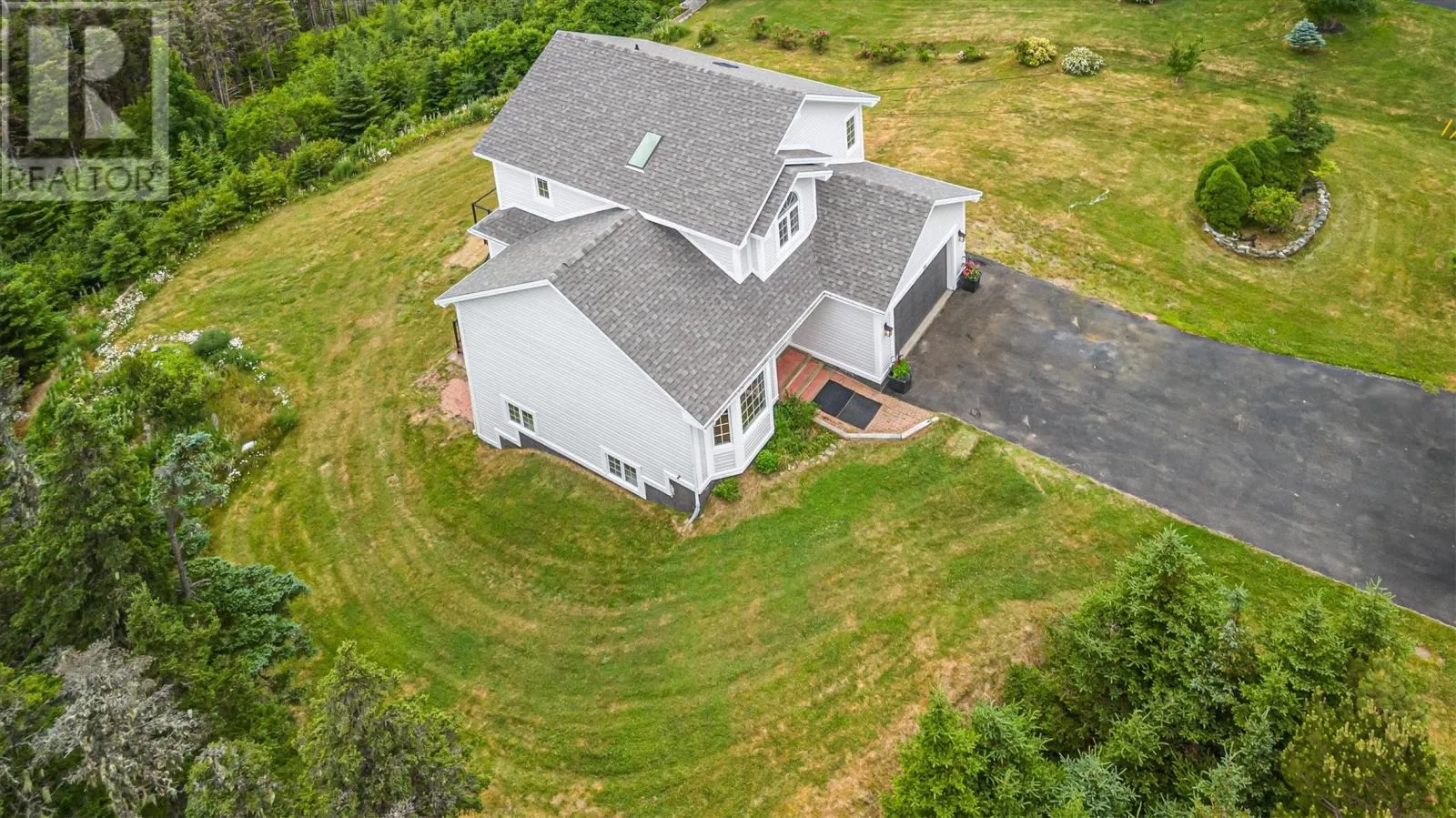 75 Summit Drive