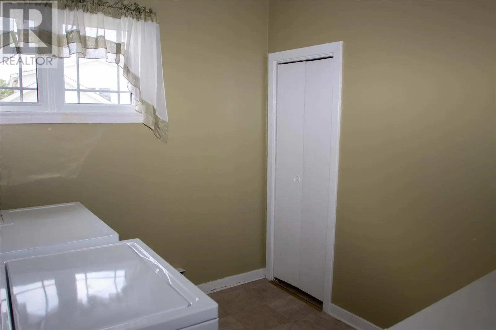 138 Confederation Drive