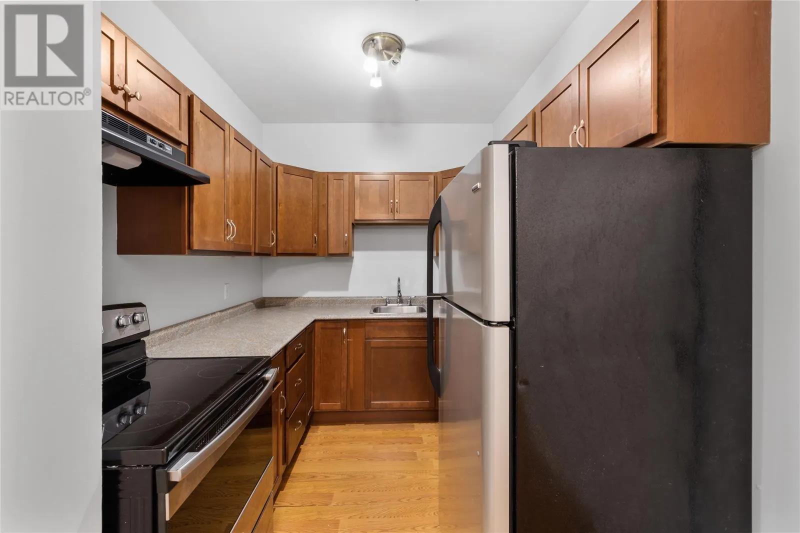 39 Queen's Road Unit#2, #2
