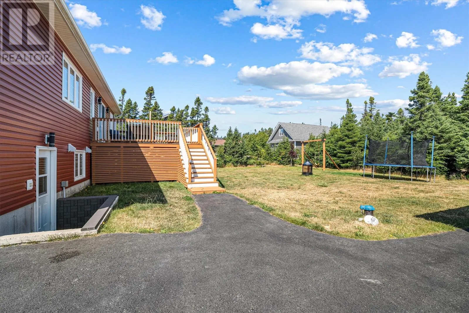18 Admirals Grove Road