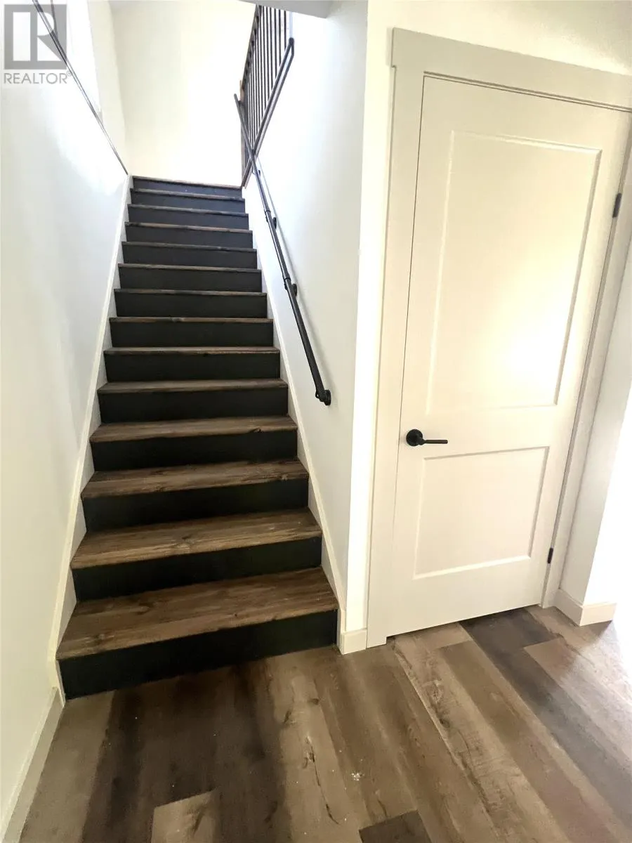 18 Third Avenue