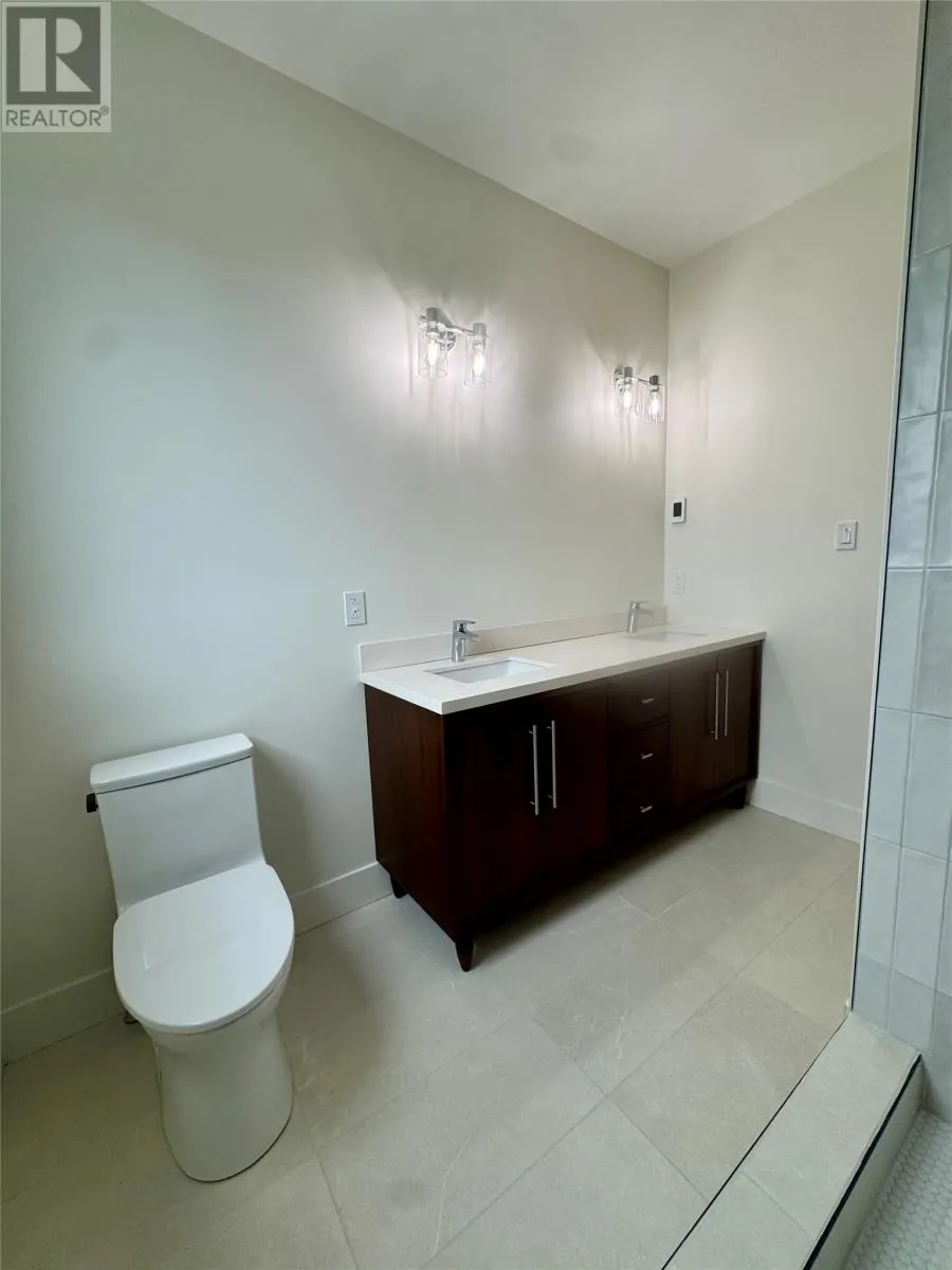 12 Reddley Place