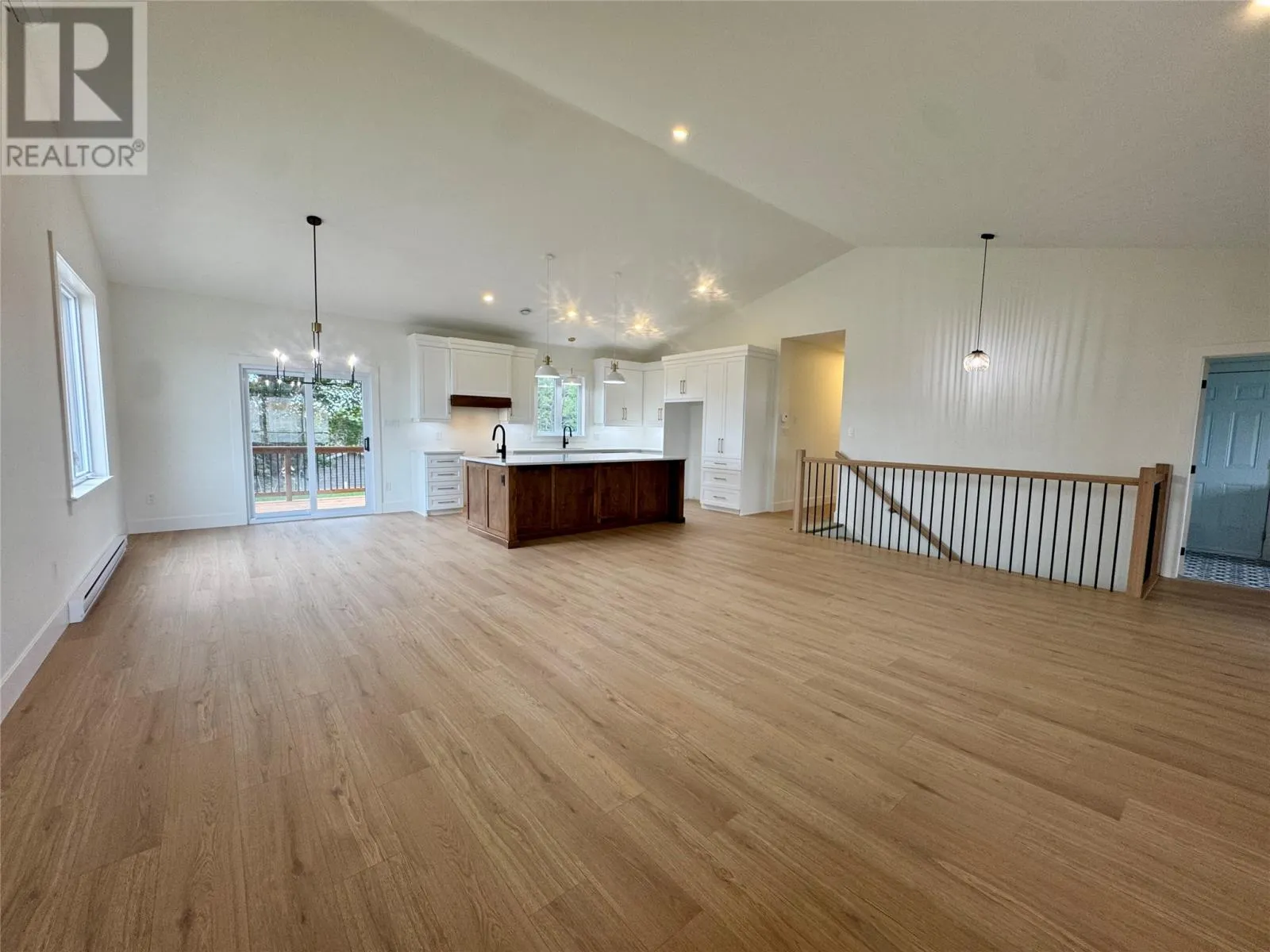 12 Reddley Place