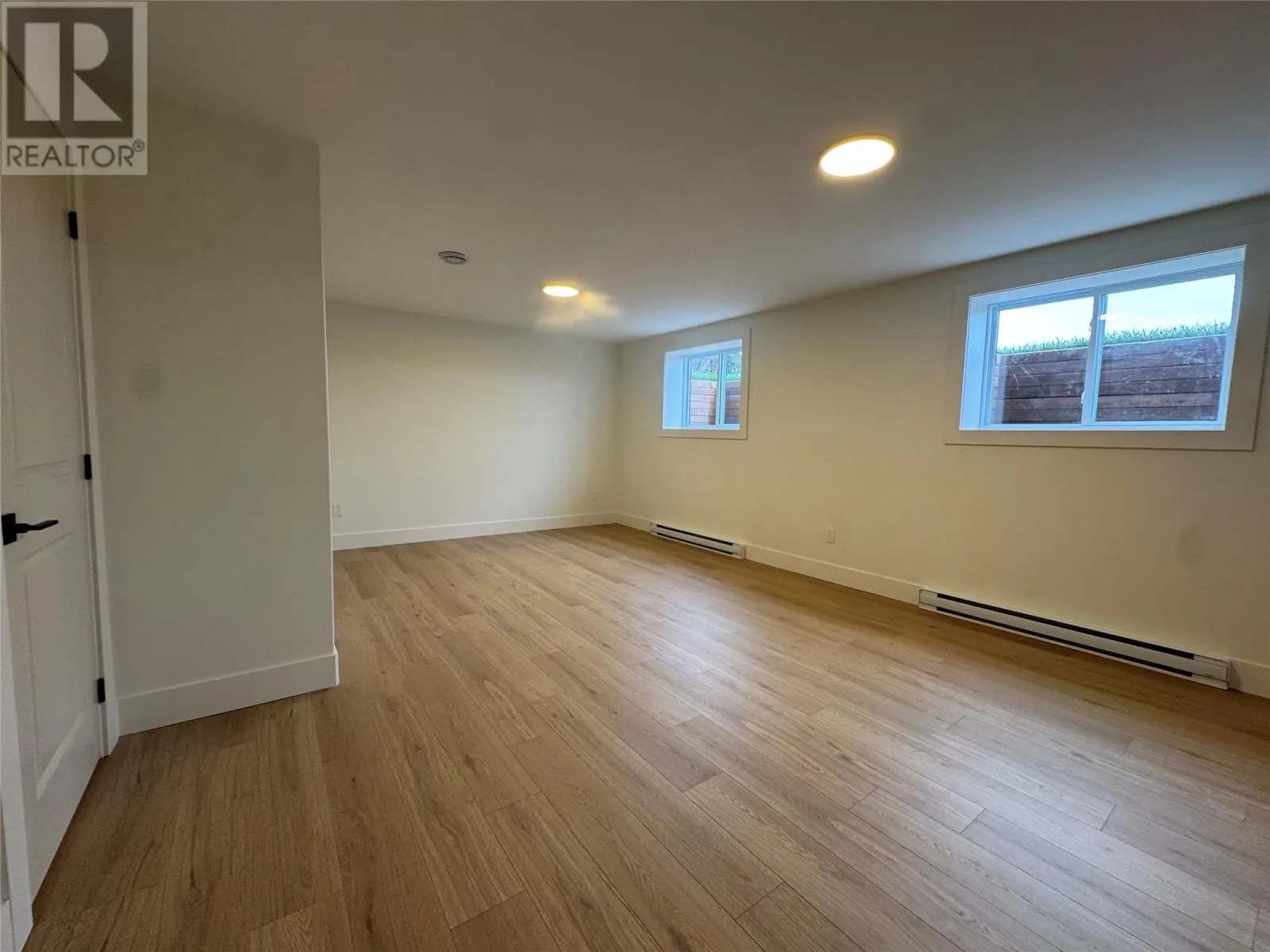 12 Reddley Place