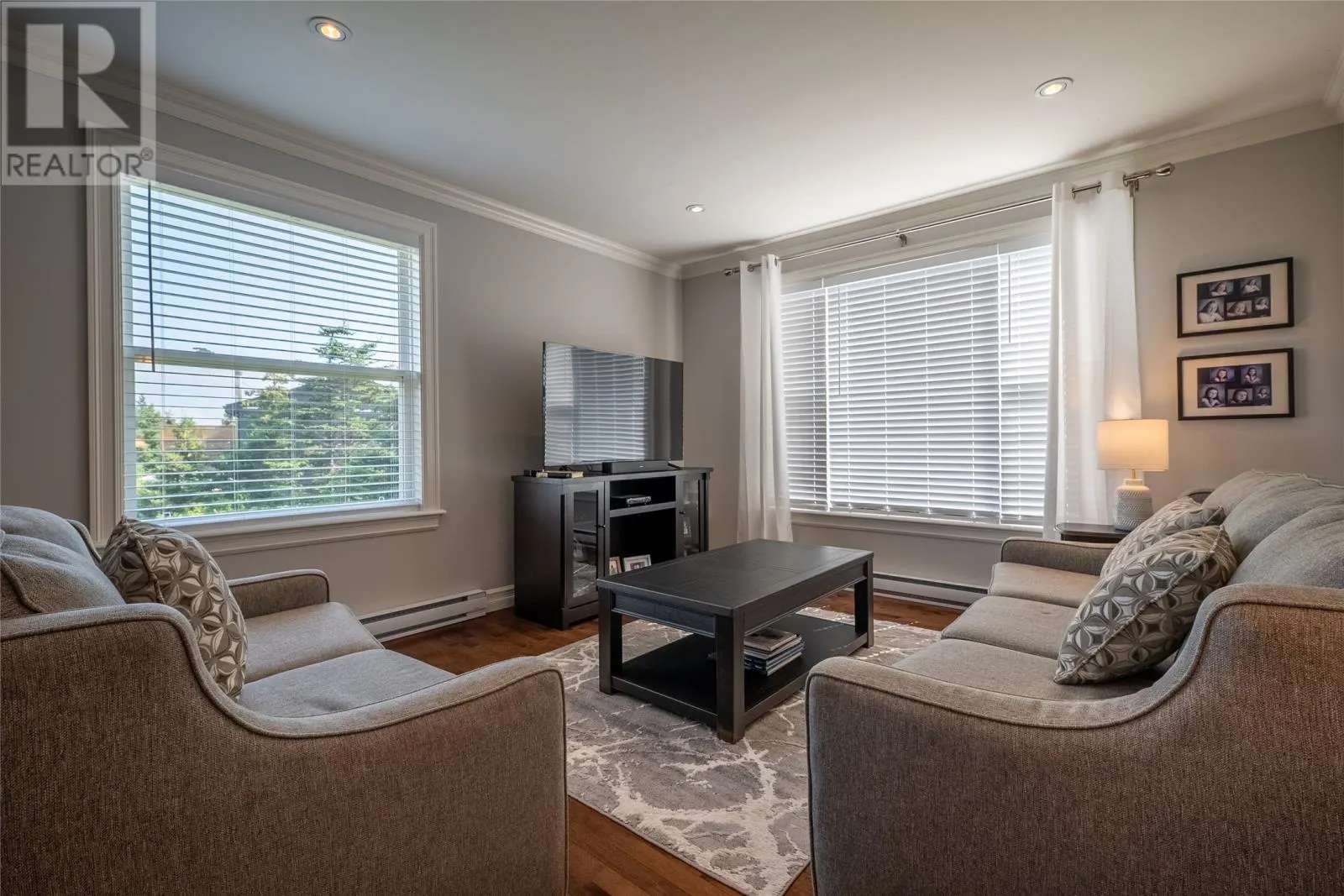 11 Evergreen Place