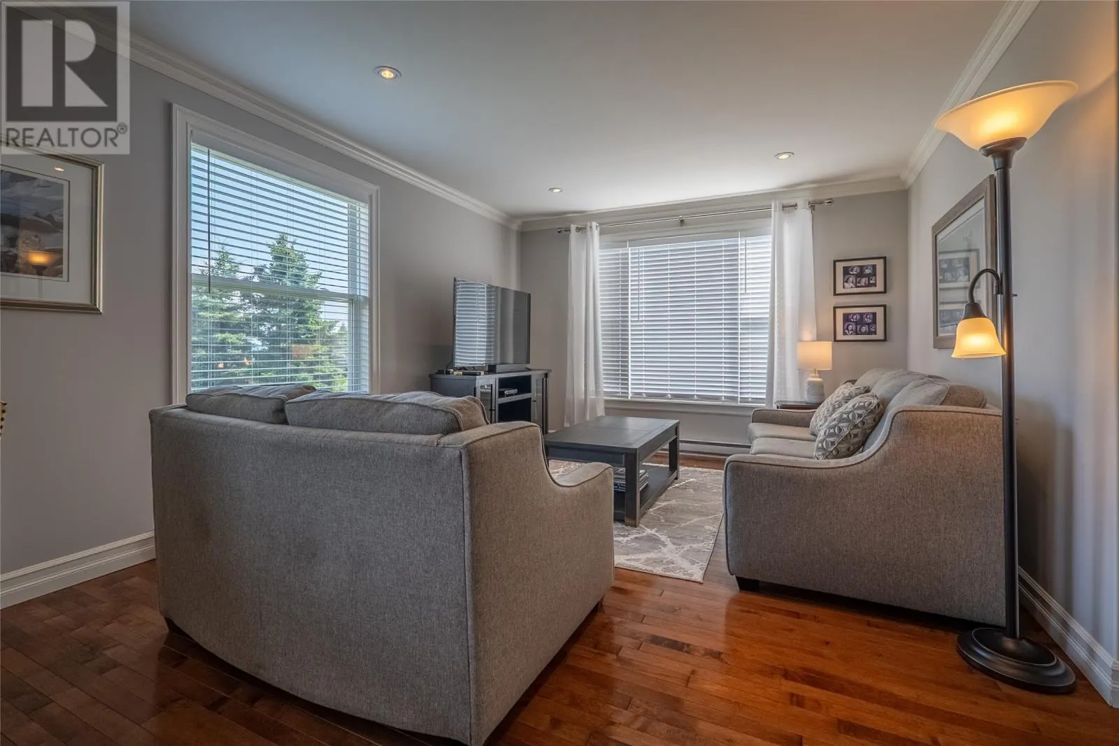 11 Evergreen Place