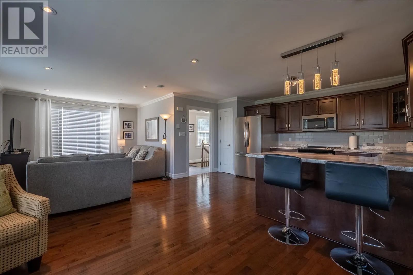 11 Evergreen Place