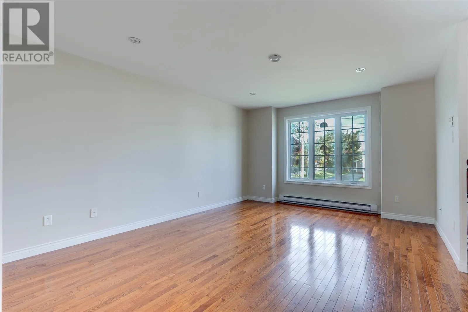 77 Beaver Brook Drive
