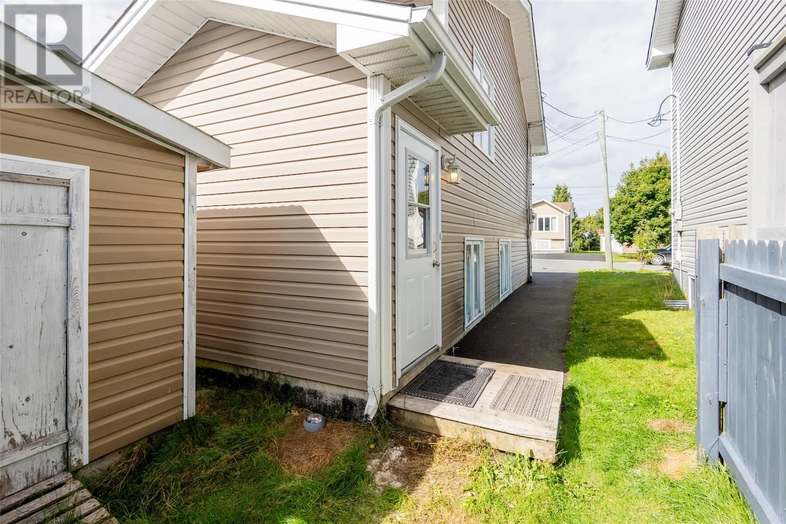 77 Beaver Brook Drive