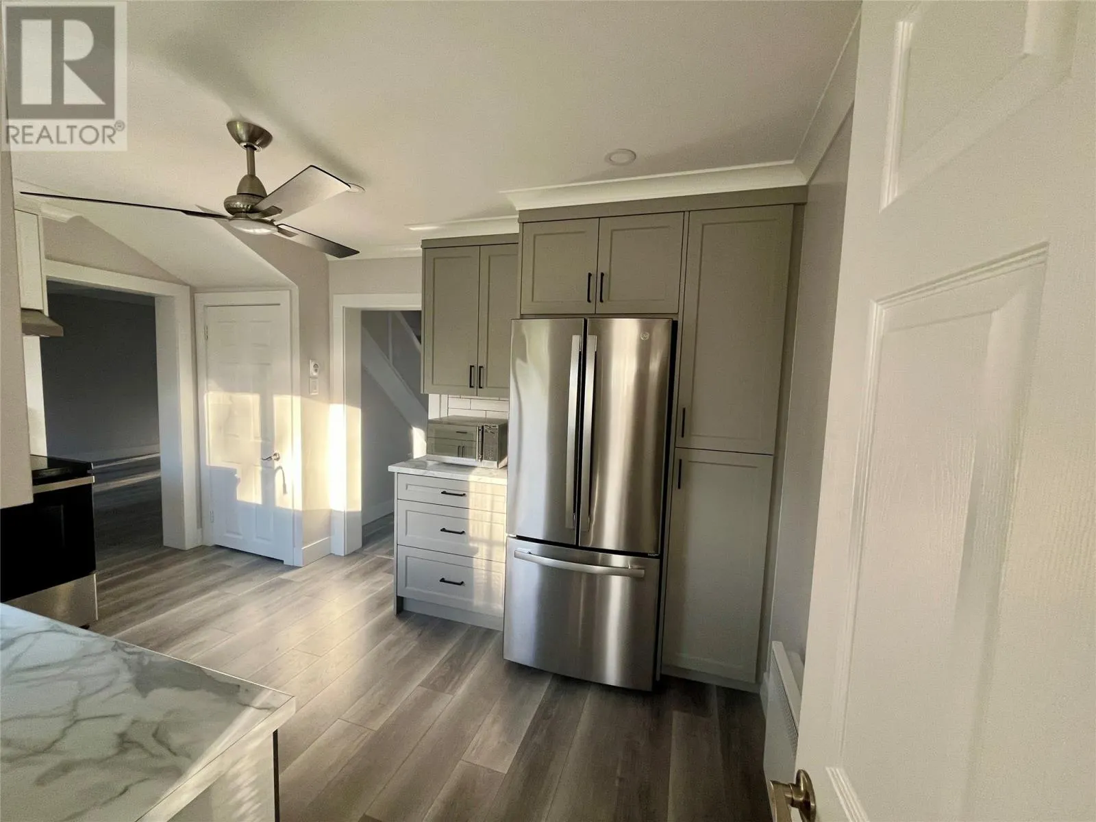 10 Pine Avenue Unit#5, #5