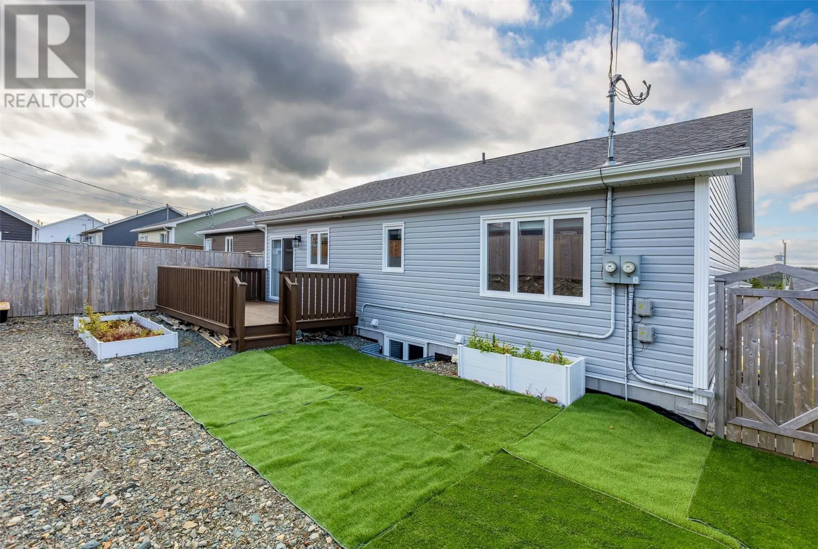79 Maurice Putt Crescent