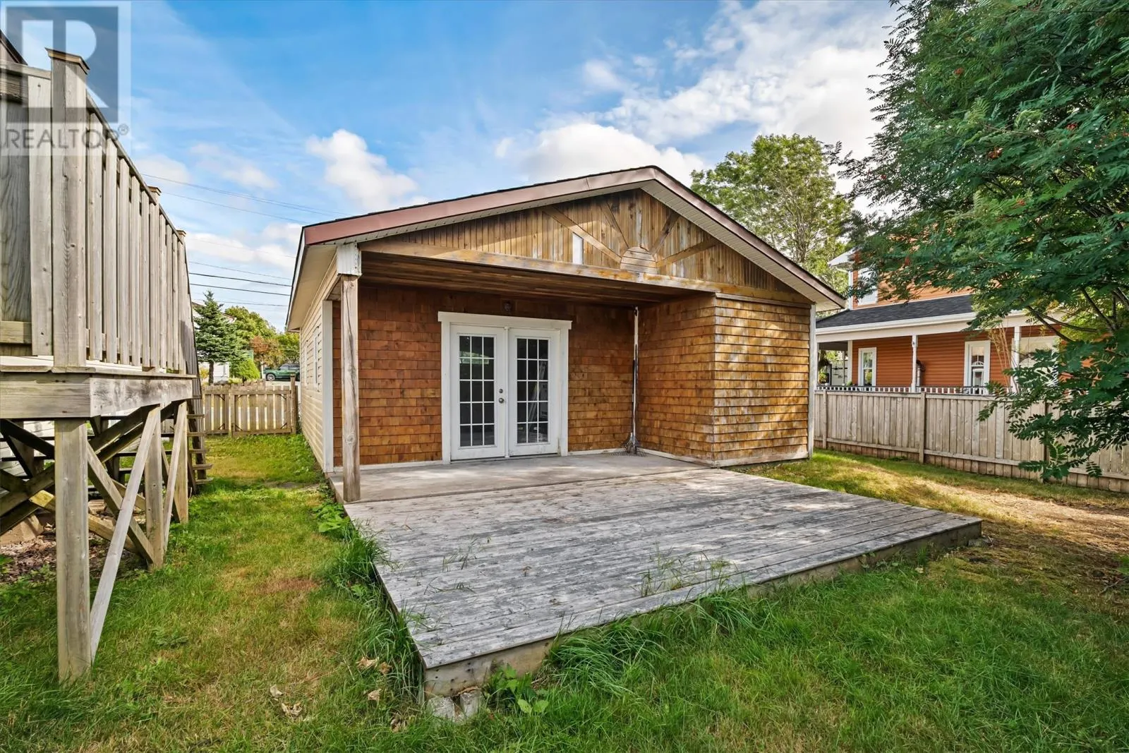 127 Paradise Road