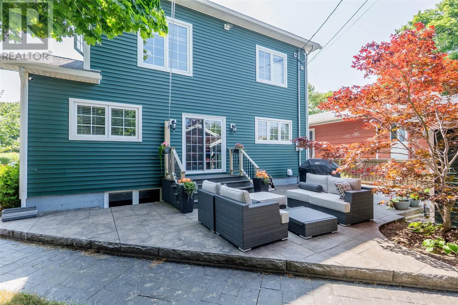 10 Conway Crescent