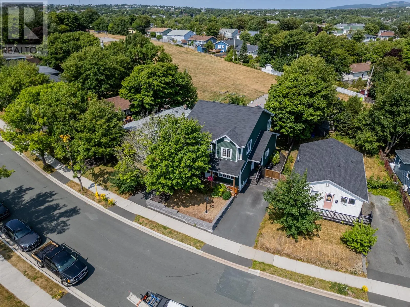 10 Conway Crescent