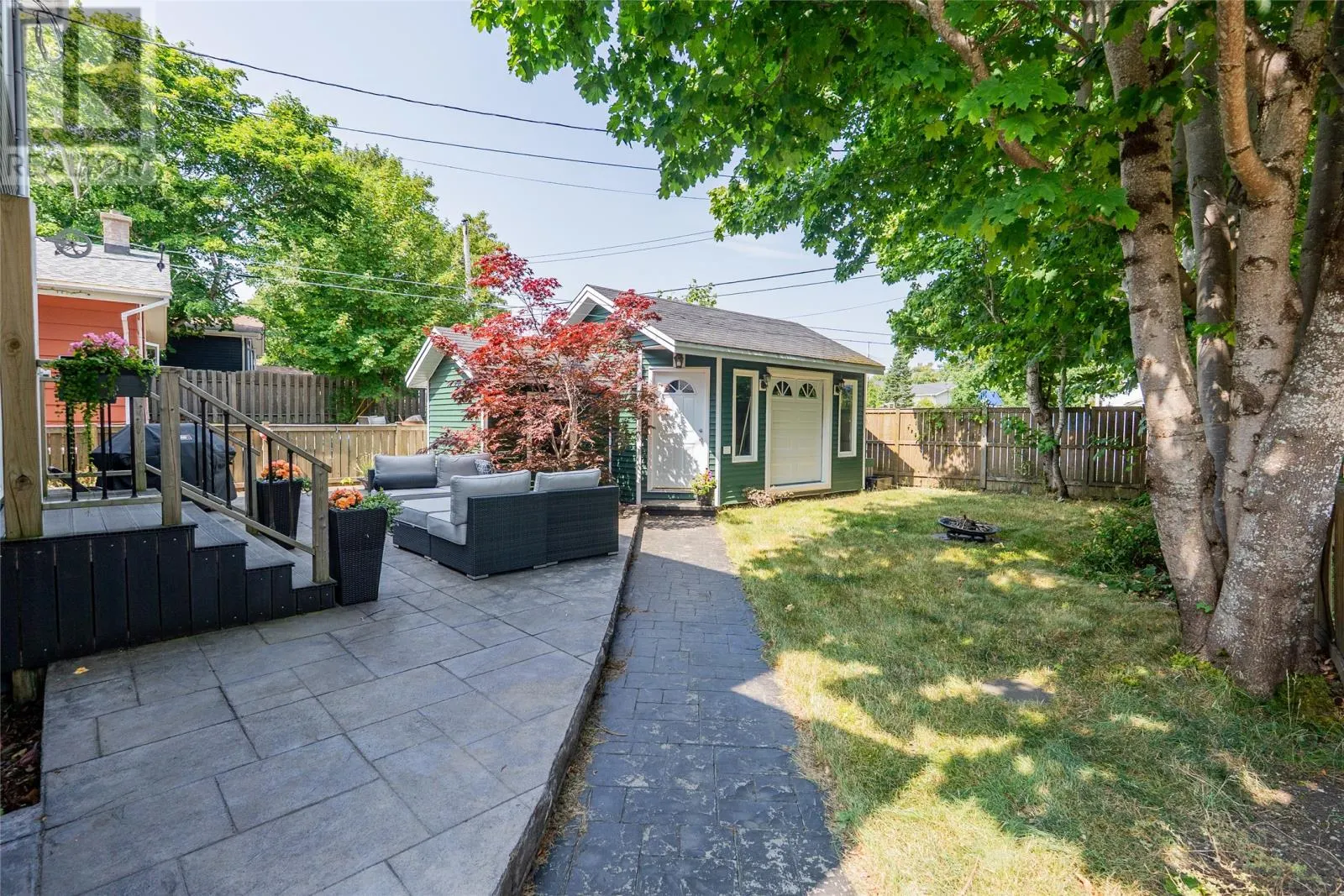 10 Conway Crescent