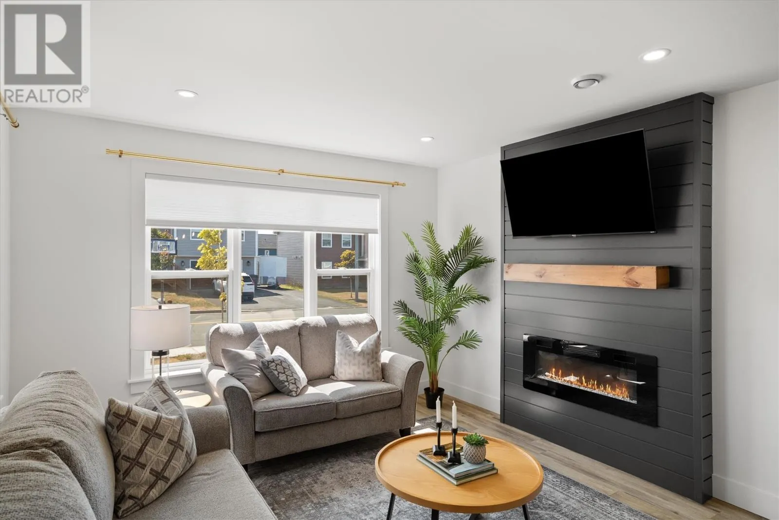 175 Carlisle Drive