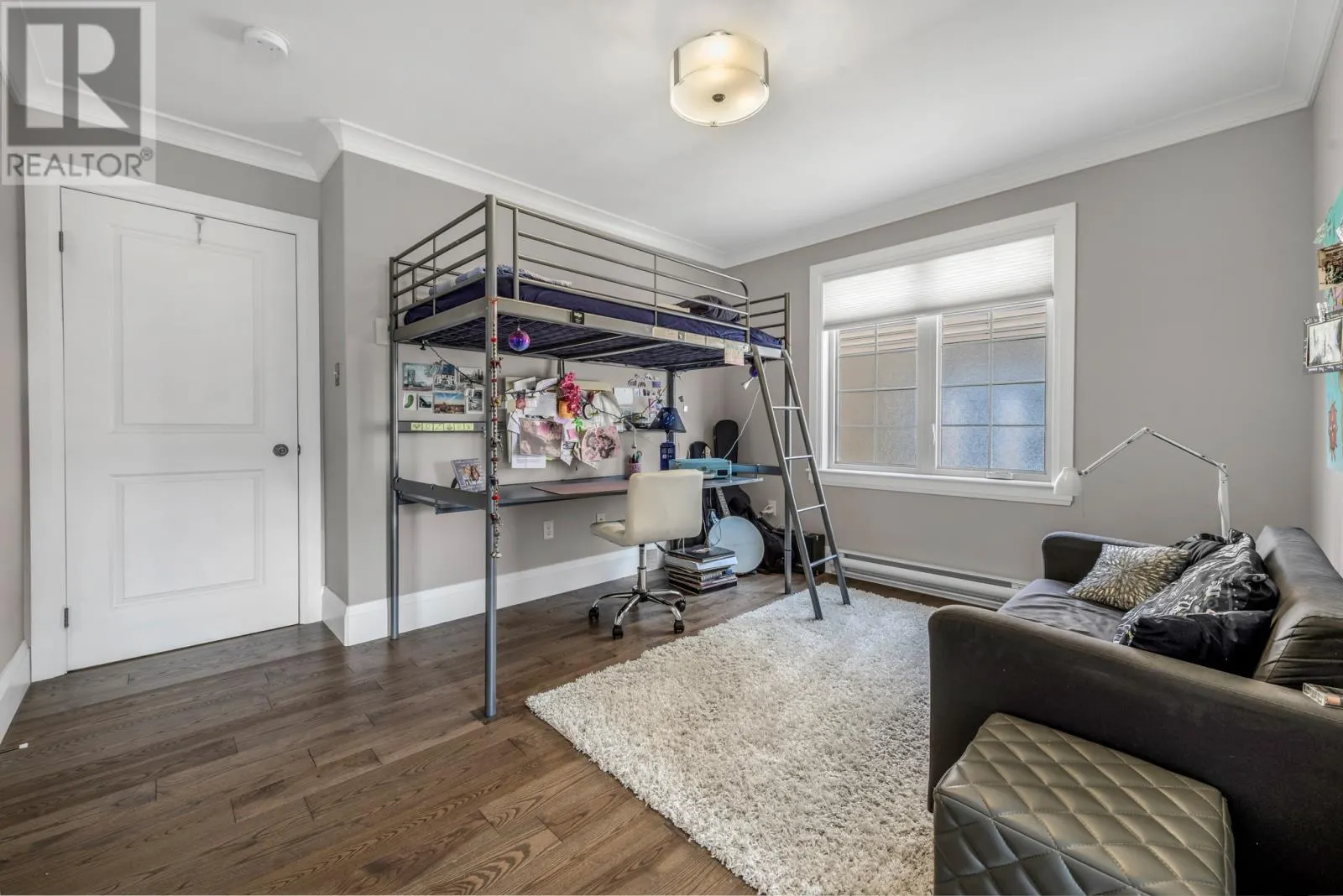 22 Sequoia Drive