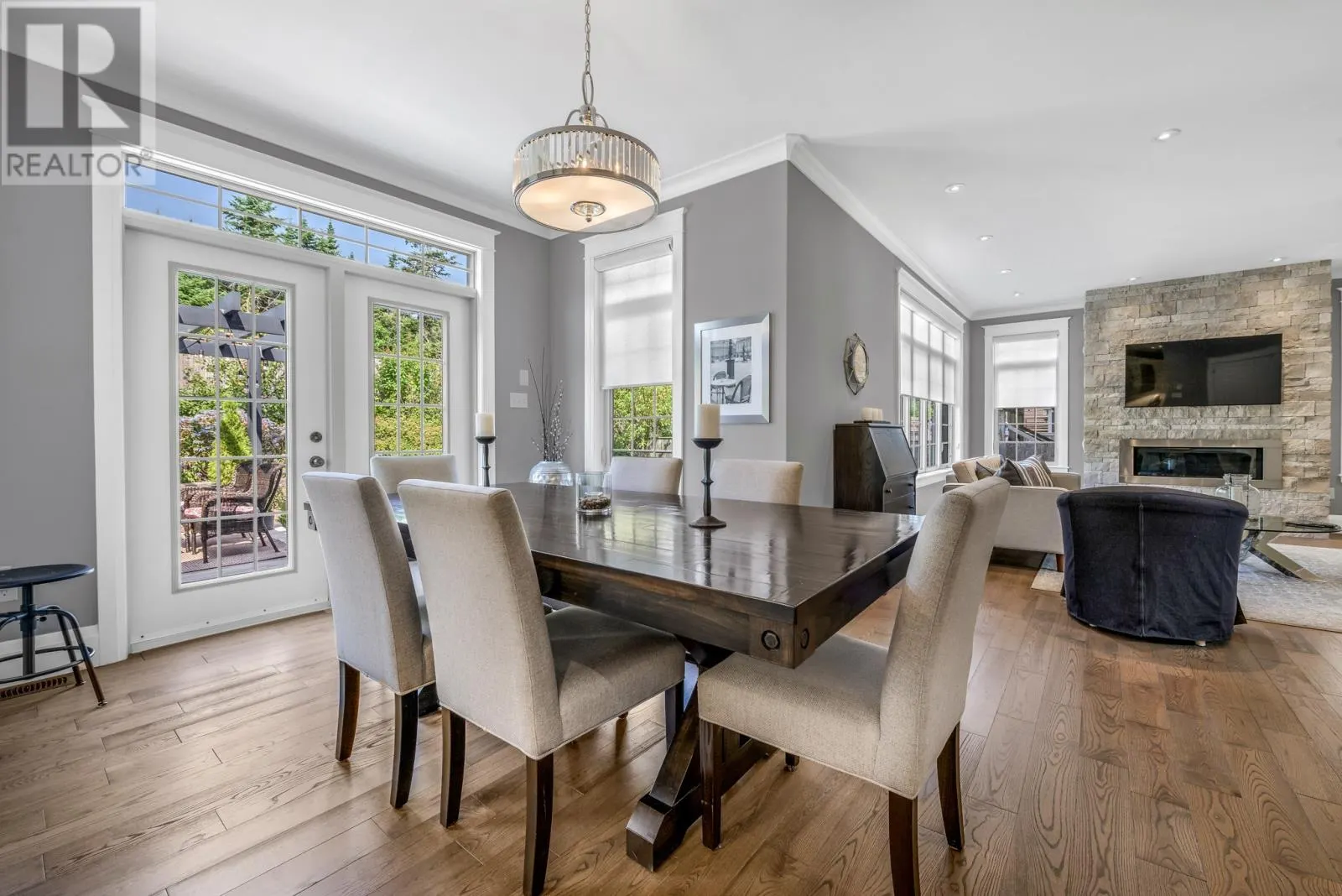 22 Sequoia Drive