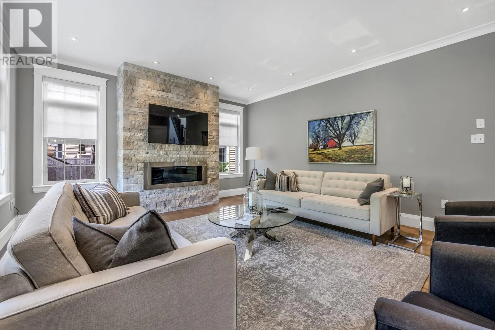 22 Sequoia Drive