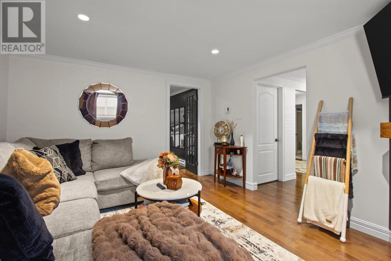 19 Teakwood Drive