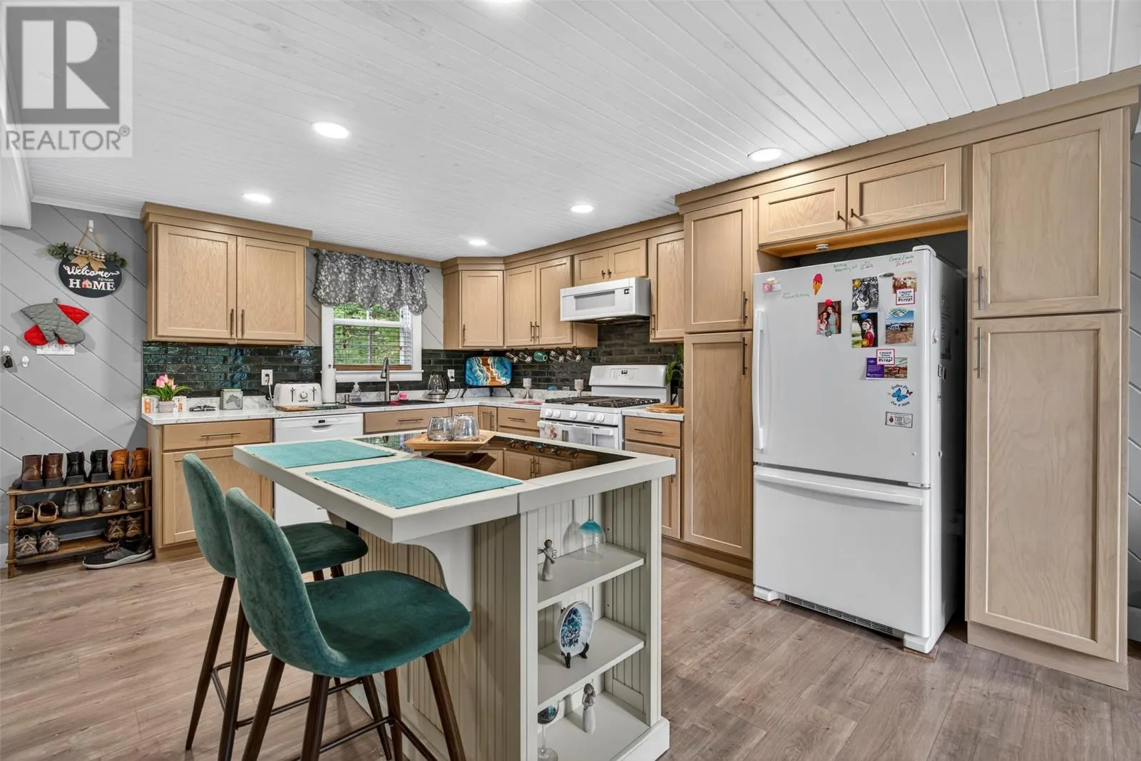 14 Alva Drive