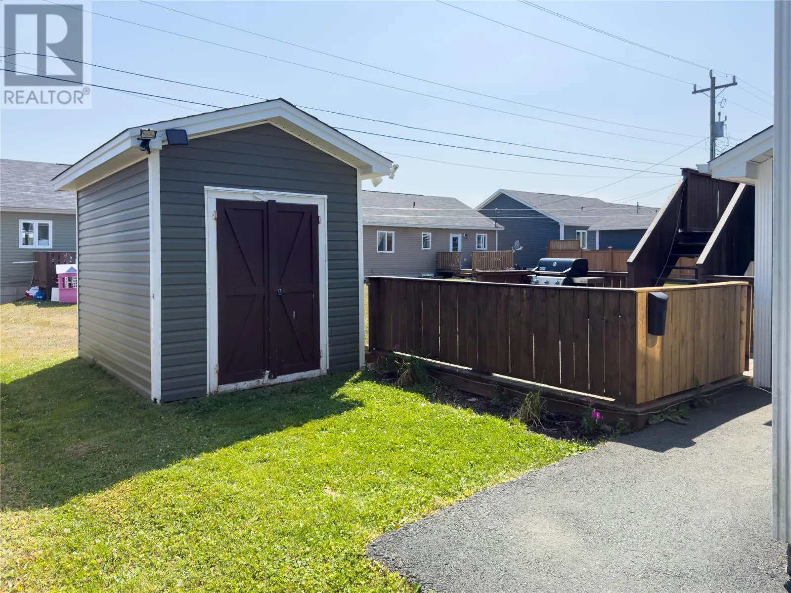 8 Bridgeport Street