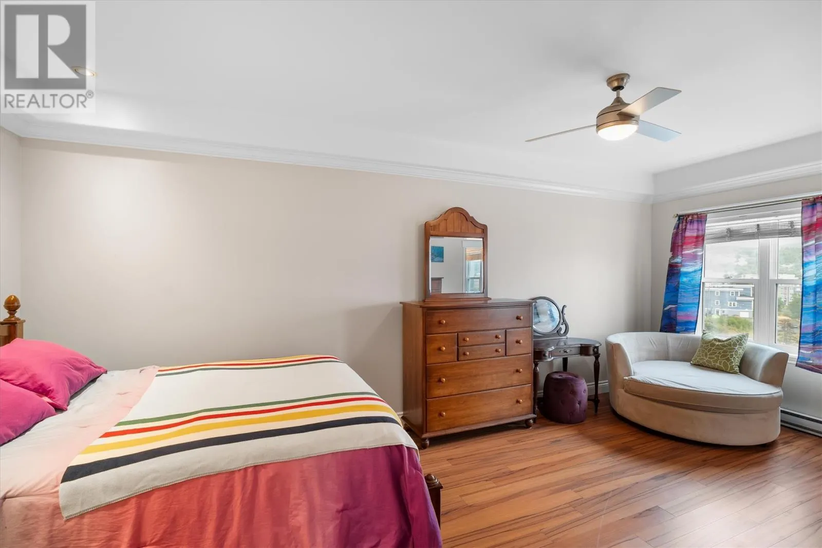 1 ROOSEVELT Avenue Unit#302, #302