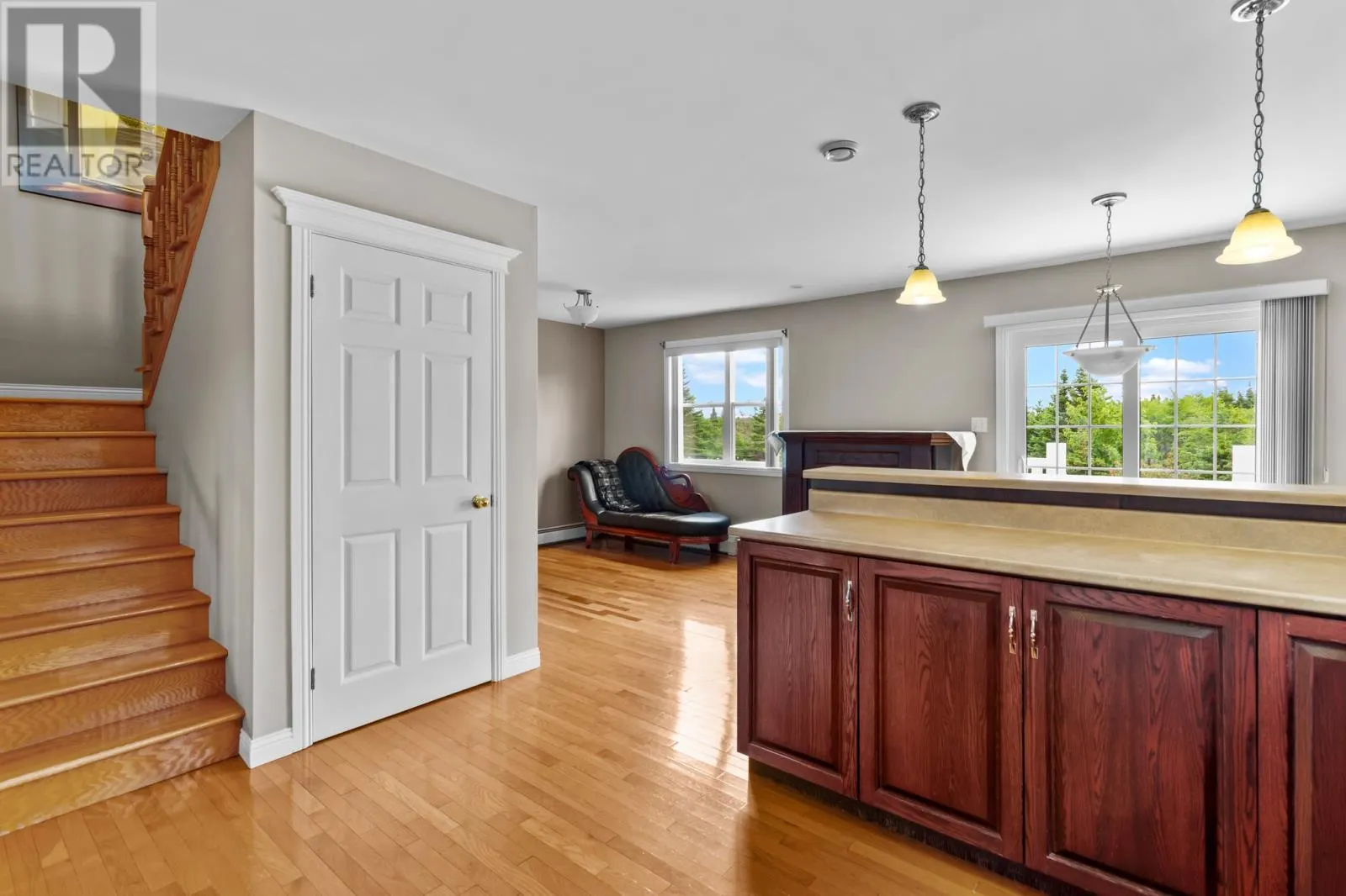 8 Hussey Place