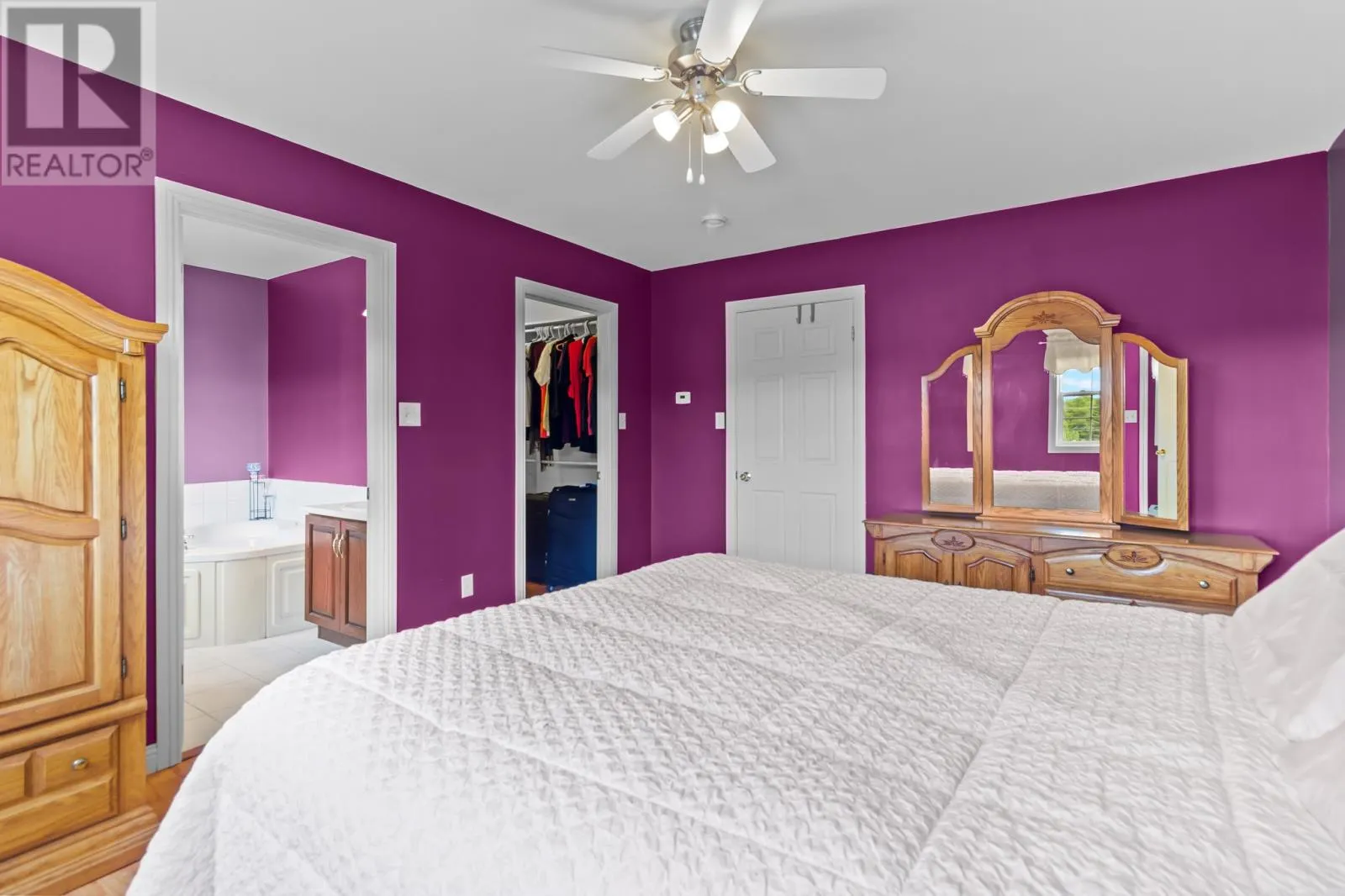 8 Hussey Place