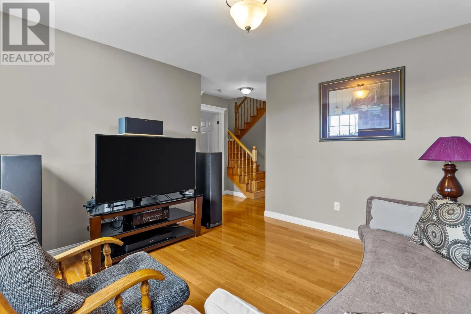 8 Hussey Place