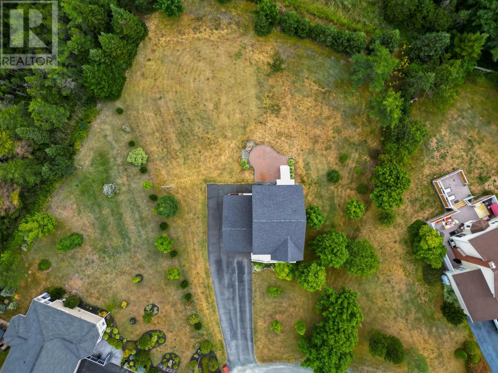 8 Hussey Place