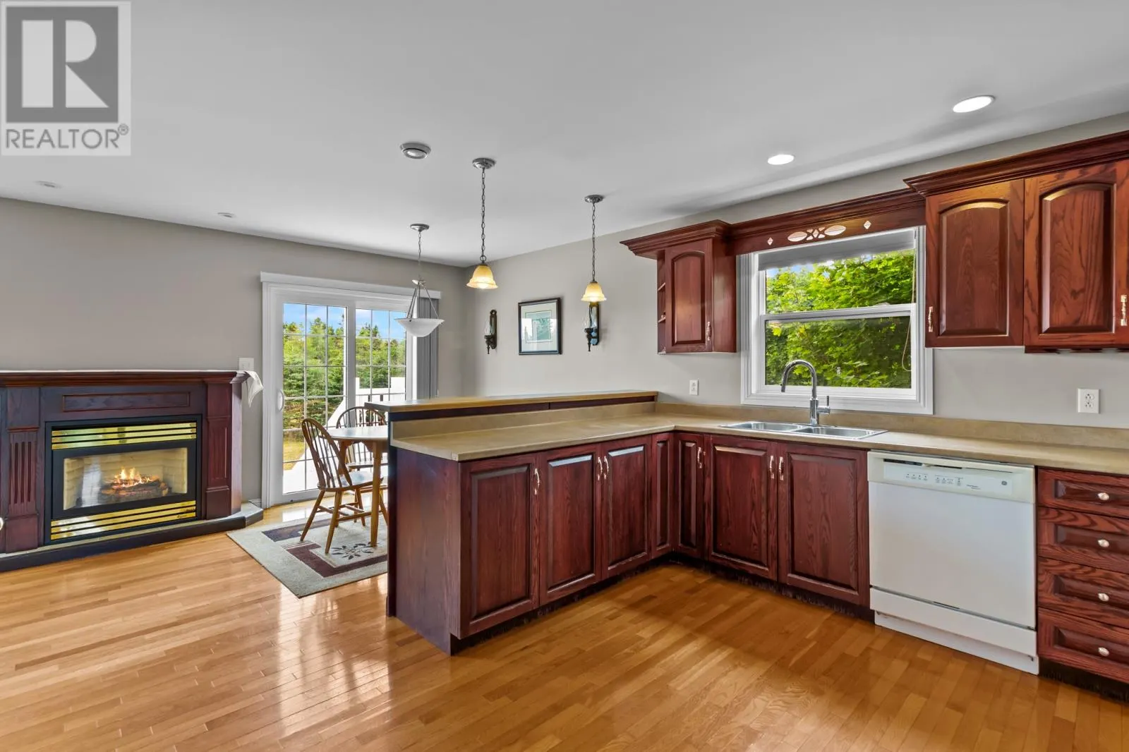 8 Hussey Place
