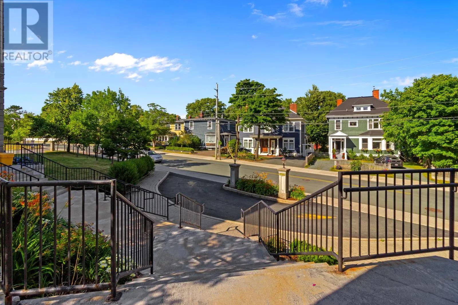 25 Bonaventure Avenue Unit#208, #208