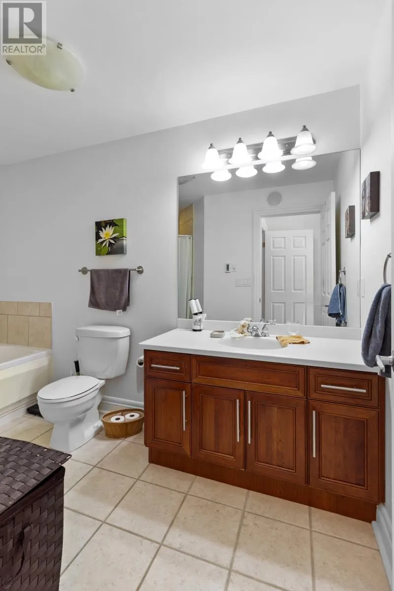 25 Bonaventure Avenue Unit#208, #208