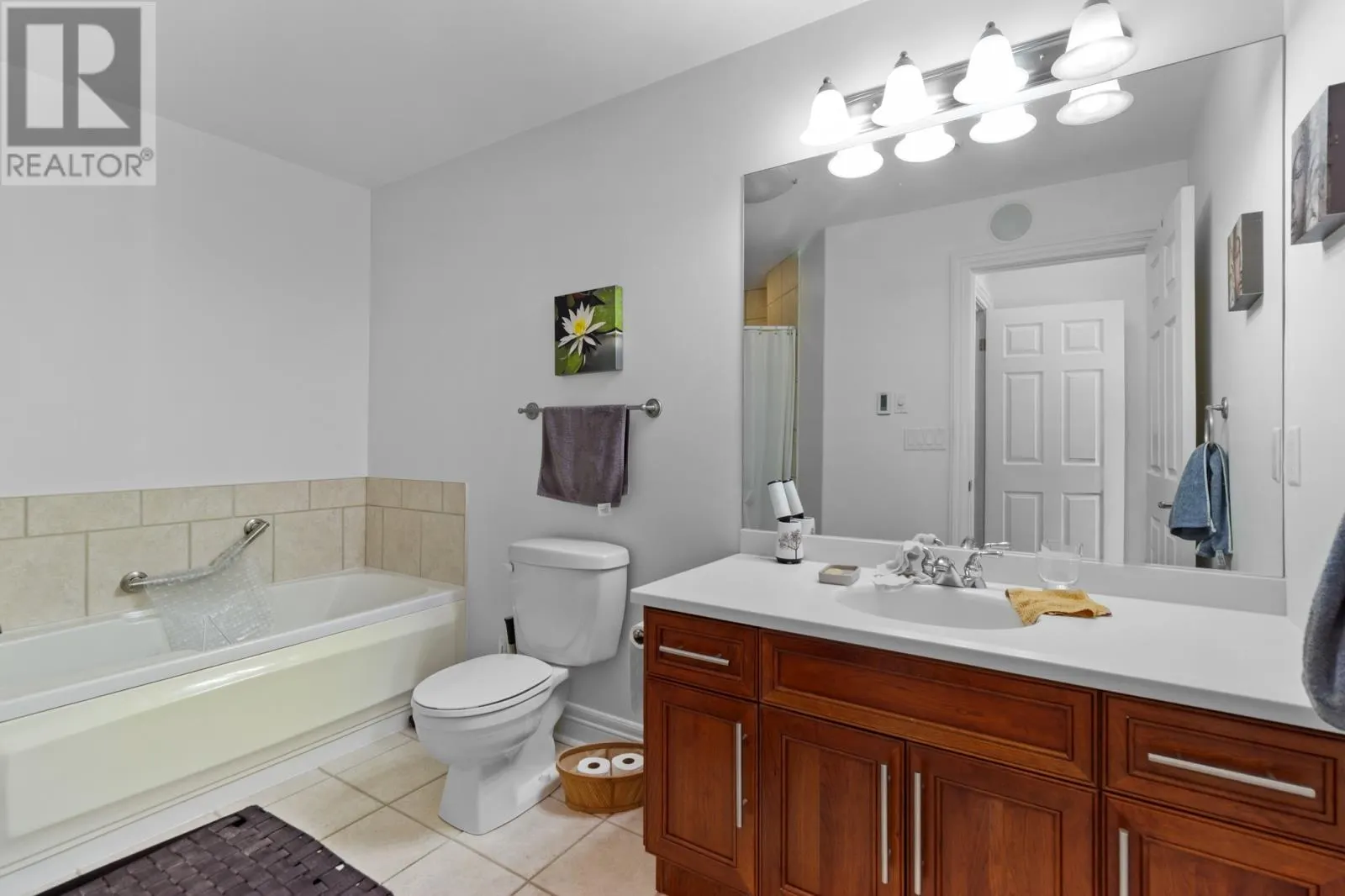 25 Bonaventure Avenue Unit#208, #208
