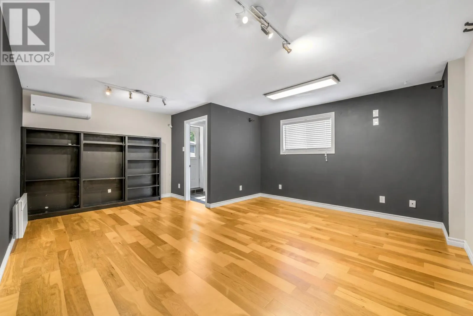 130 Tuckers Hill Road