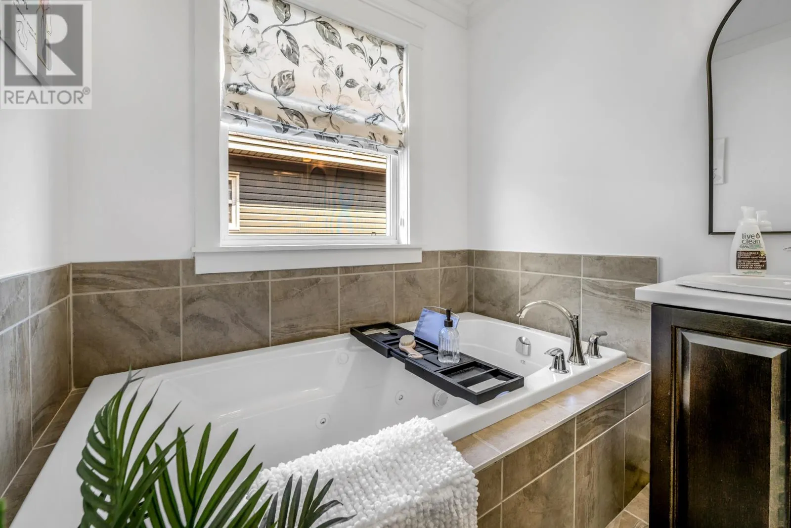 5 Sitka Street