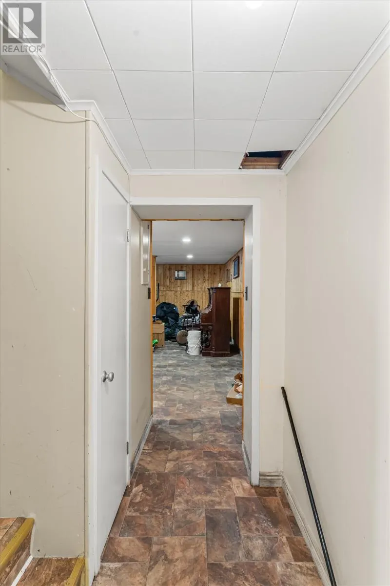 17 Donovans Road