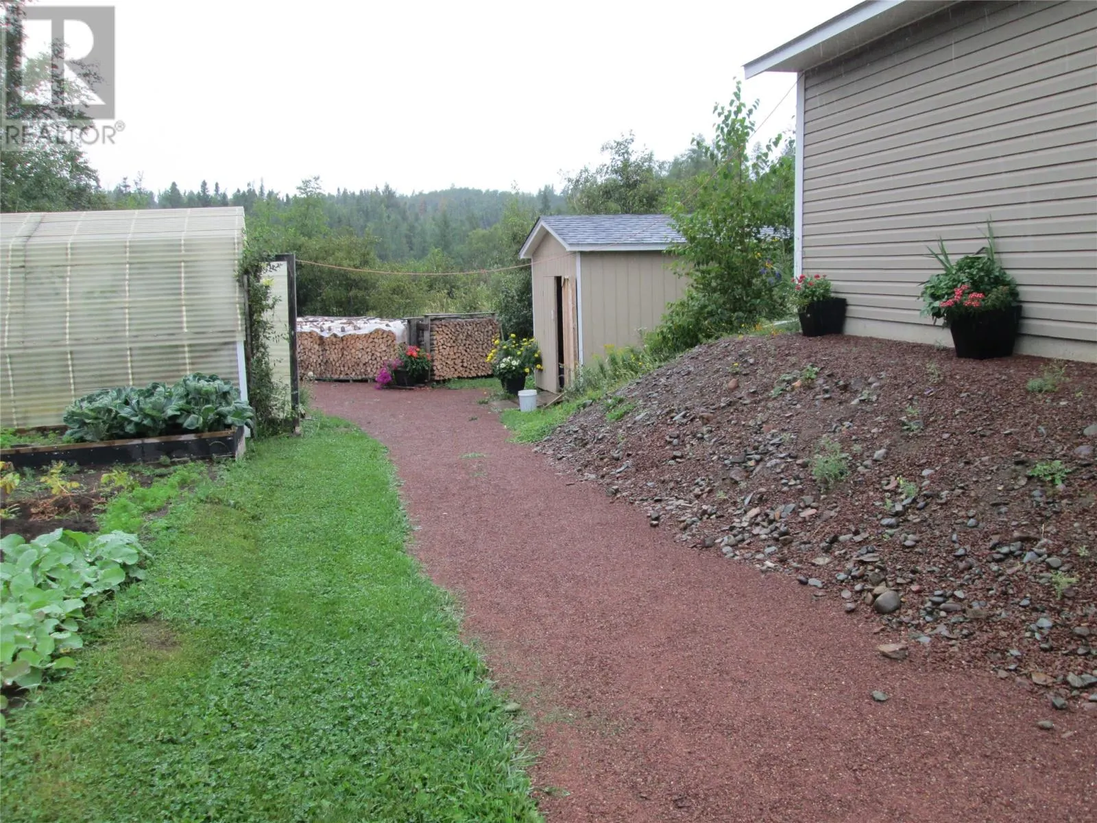 4 Bruce Place