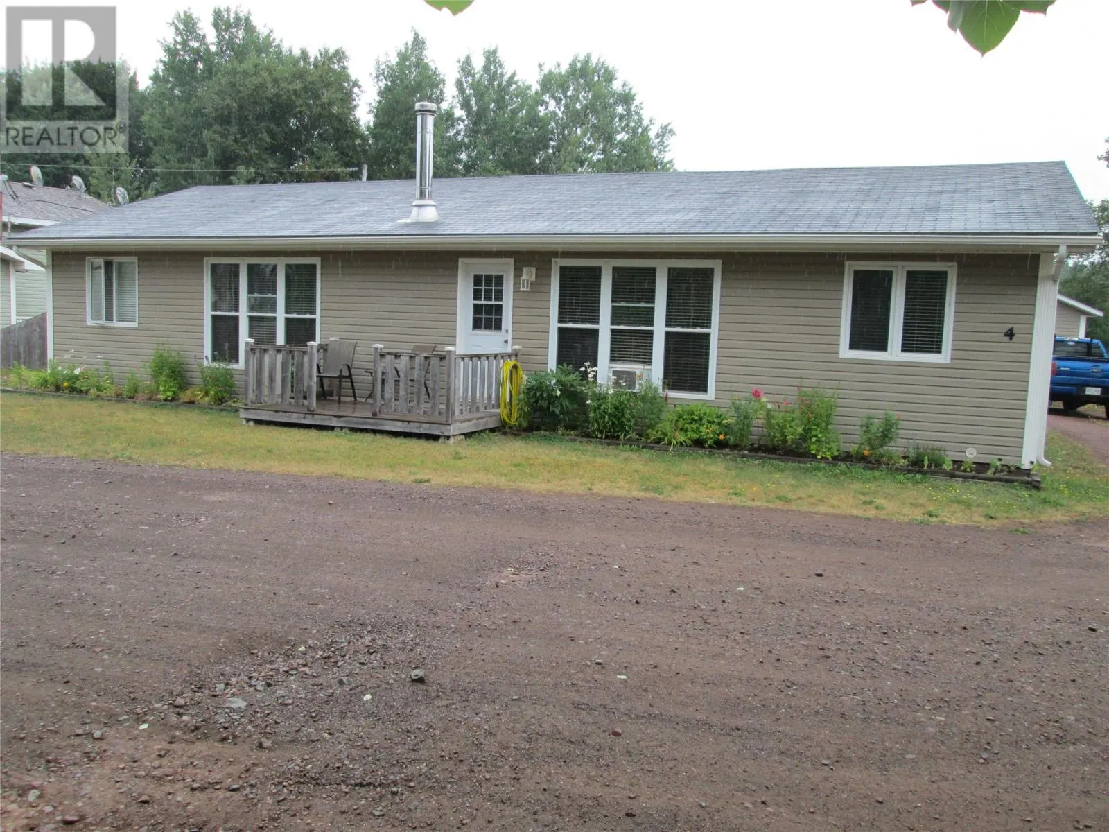 4 Bruce Place