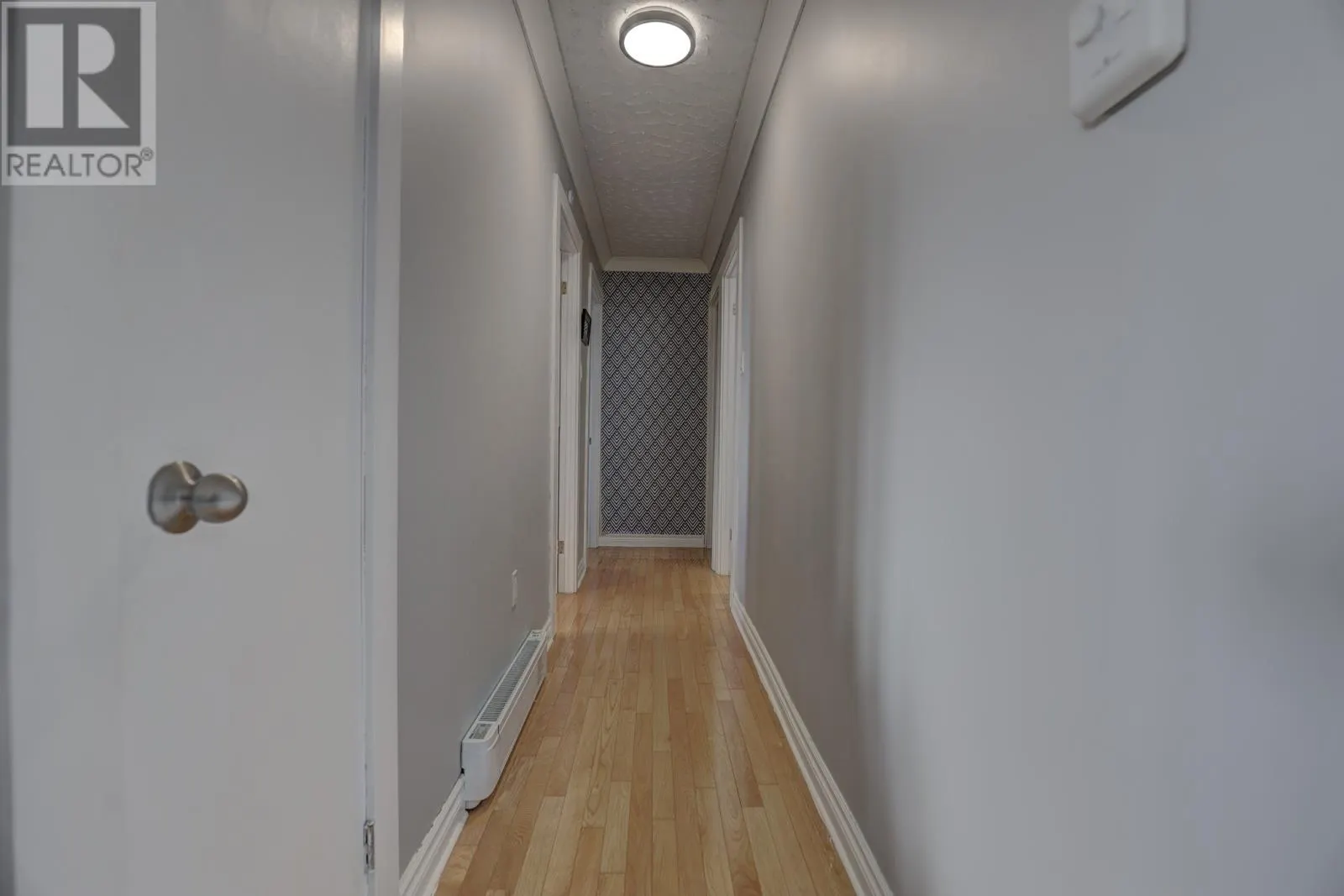 64 Della Drive