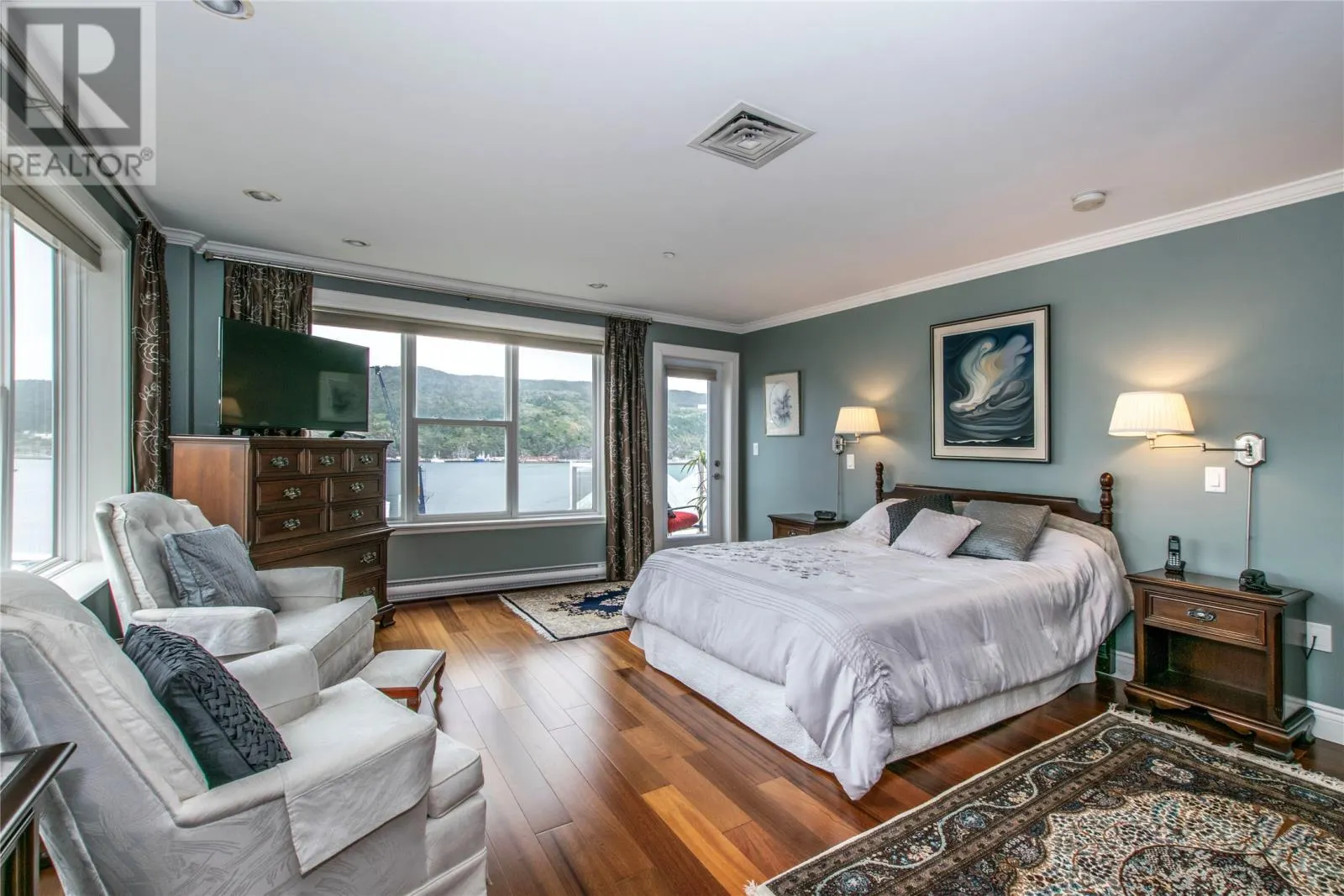 47 Duckworth Street Unit#208, #208