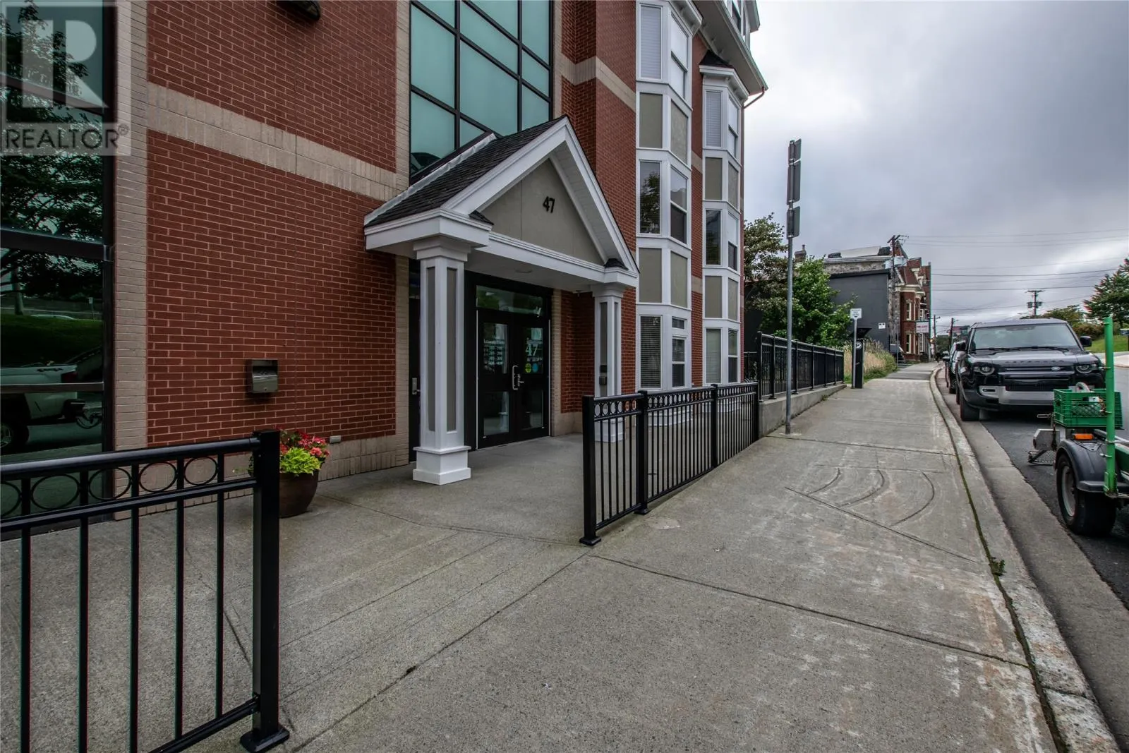 47 Duckworth Street Unit#208, #208