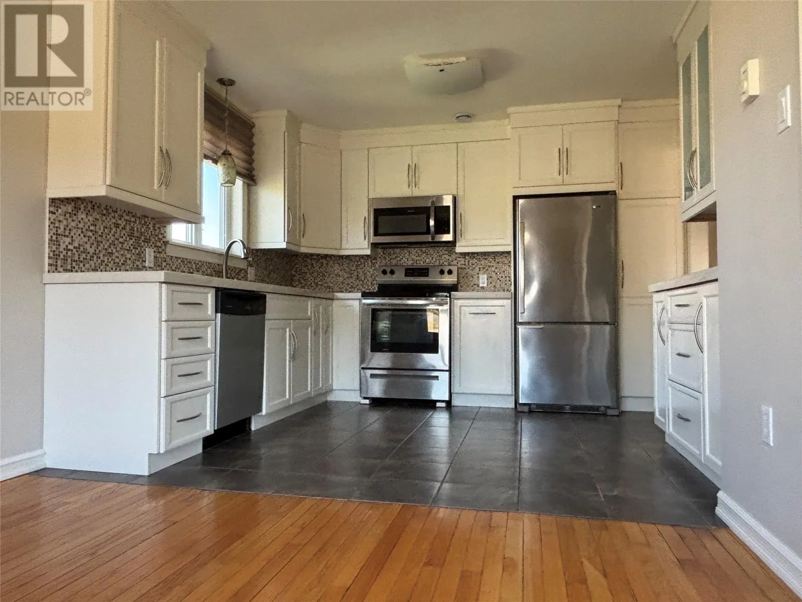 1527 Topsail Road