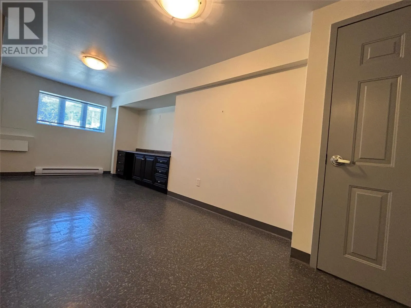 1527 Topsail Road