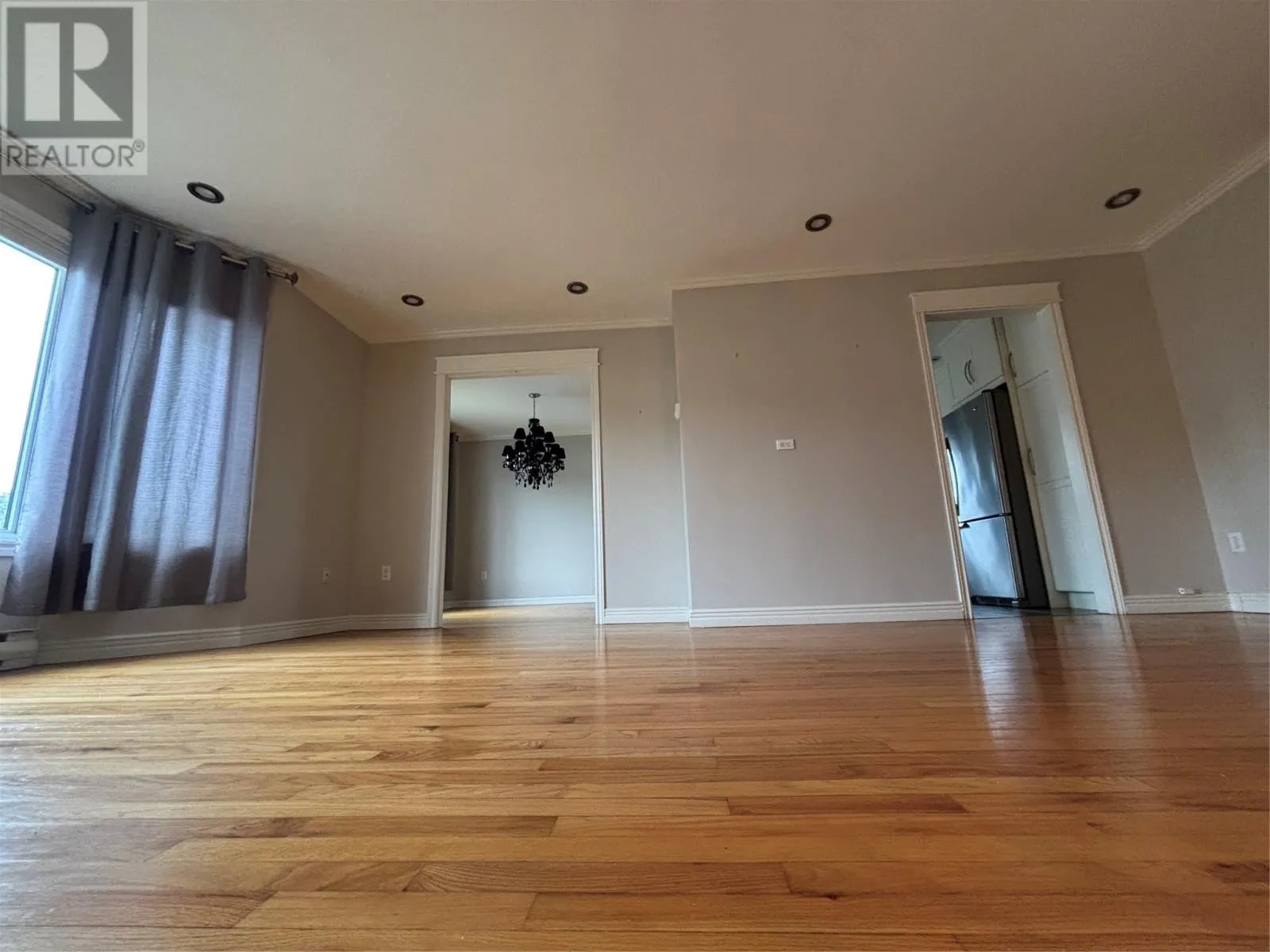 1527 Topsail Road
