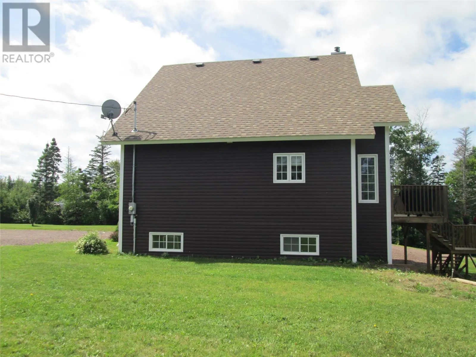 4 Riverbank Road