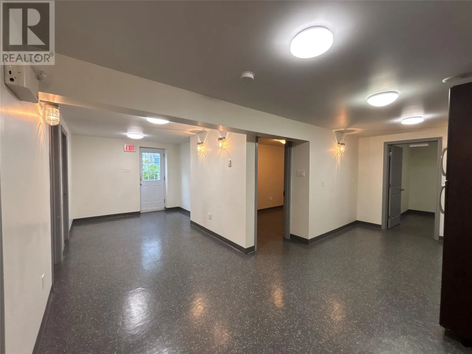 1527 Topsail Road